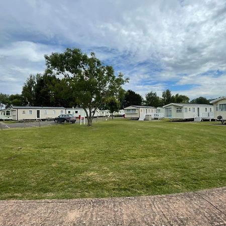Tidal Caravan Майнхед Экстерьер фото